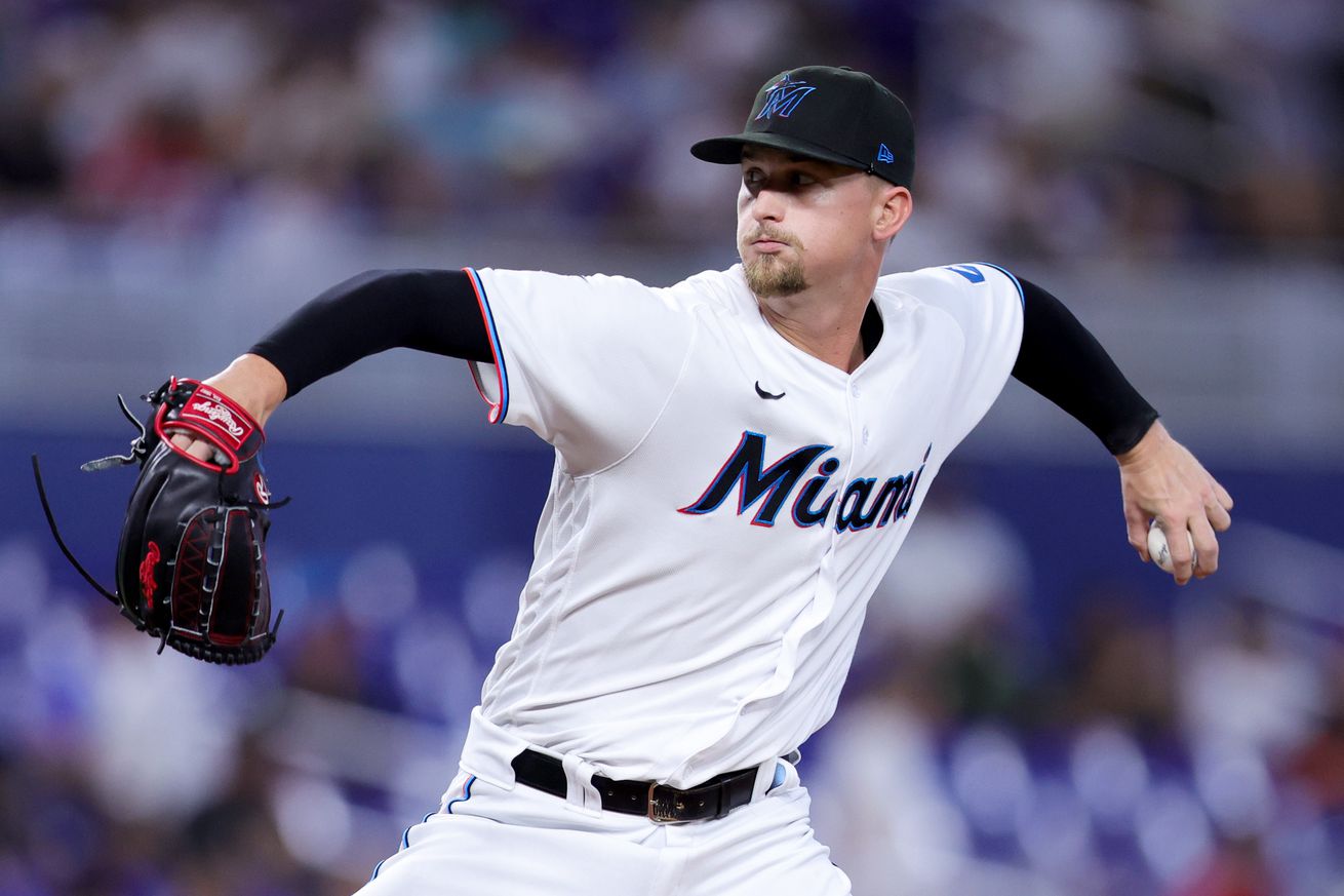 Braxton Garrett #29 of the Miami Marlins delivers a pitch against the Atlanta Braves during the first inning at loanDepot park on May 03, 2023 in Miami, Florida.