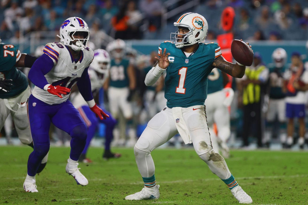 NFL: Buffalo Bills at Miami Dolphins