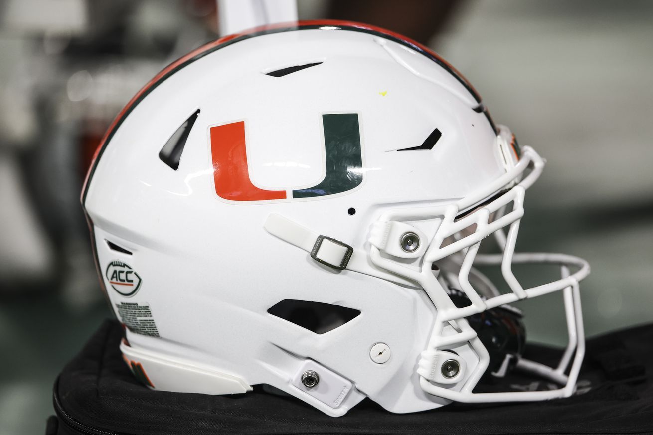 COLLEGE FOOTBALL: SEP 21 Miami at South Florida