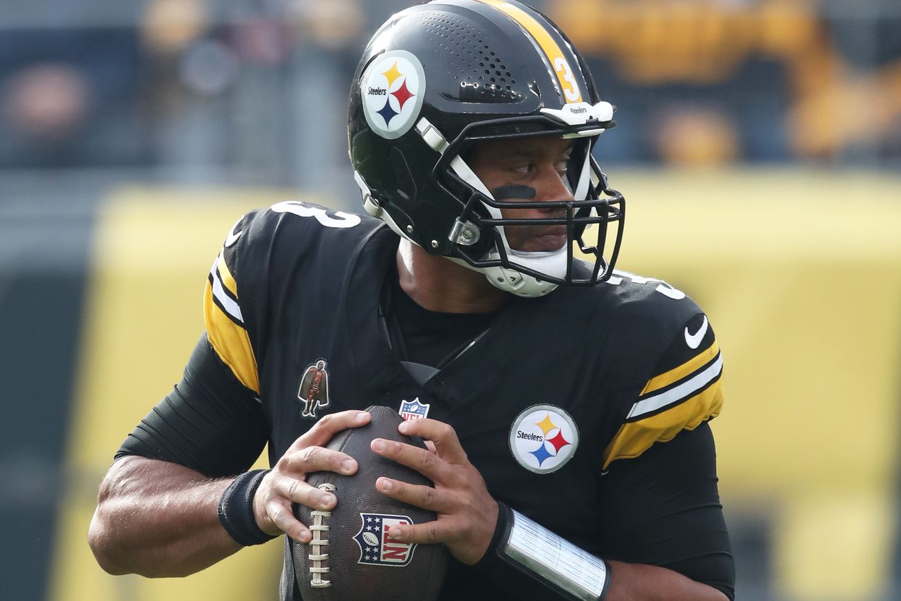 NFL: Baltimore Ravens at Pittsburgh Steelers