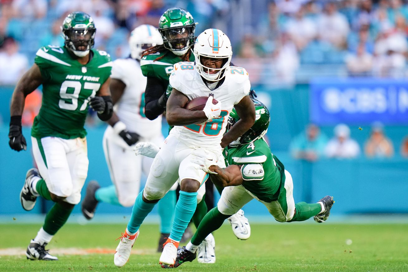 New York Jets v Miami Dolphins