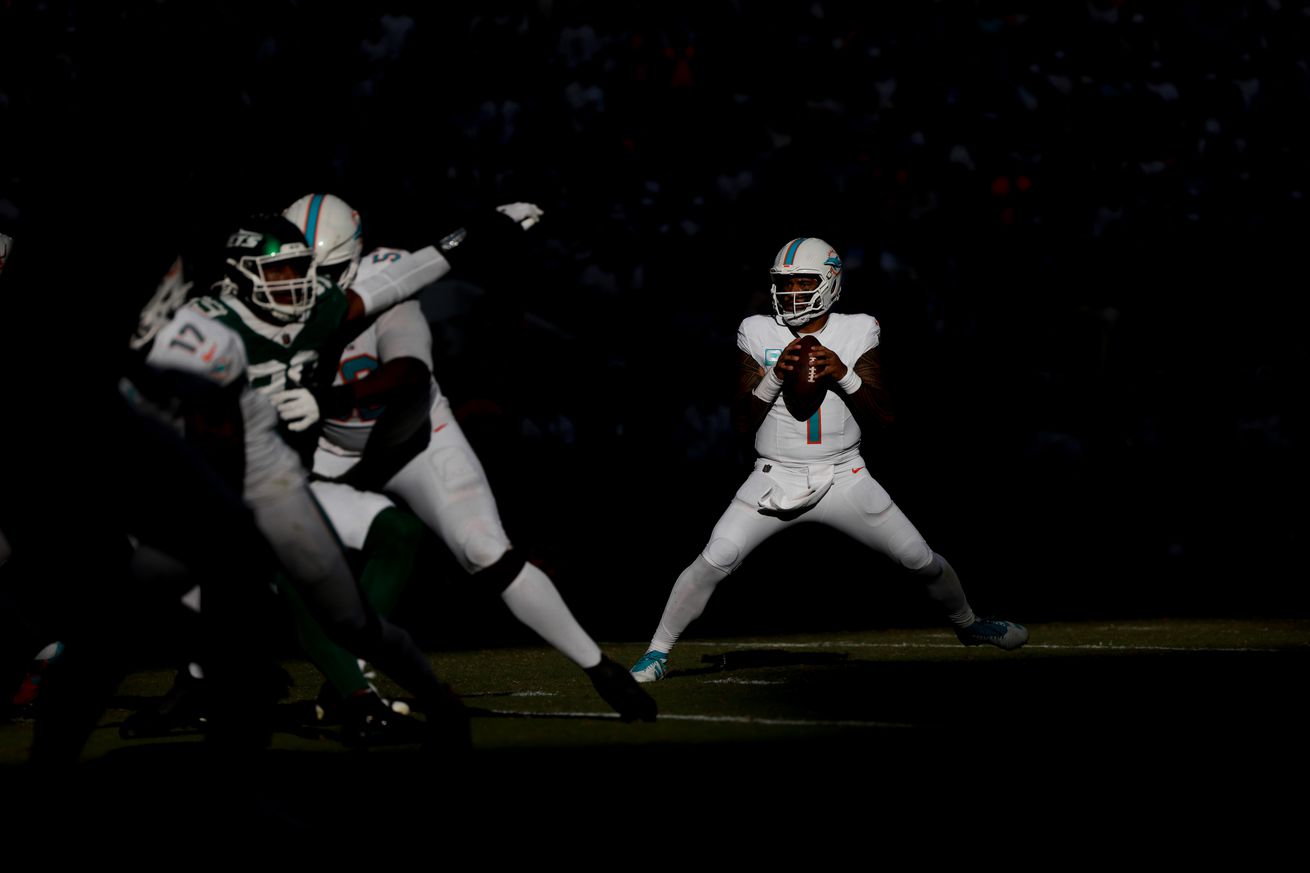 New York Jets v Miami Dolphins