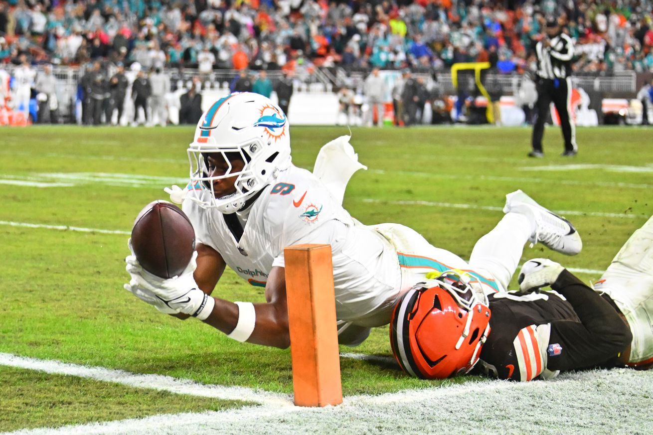 Miami Dolphins v Cleveland Browns