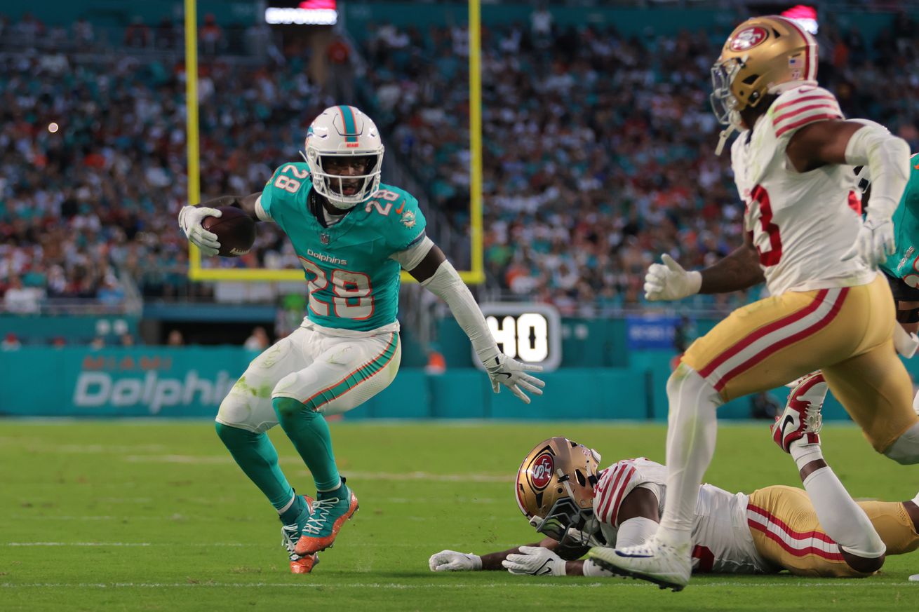 NFL: San Francisco 49ers at Miami Dolphins