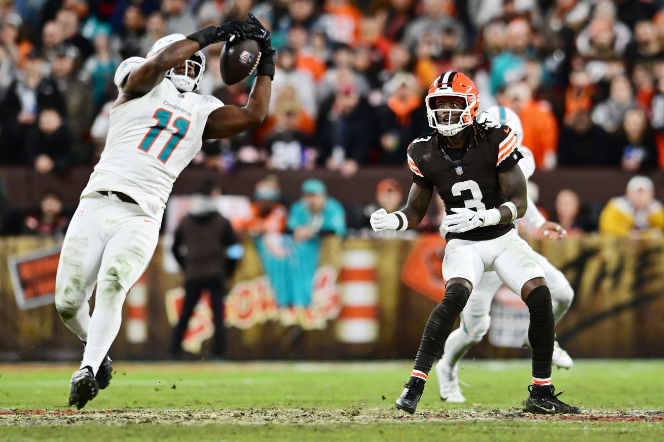 NFL: Miami Dolphins at Cleveland Browns