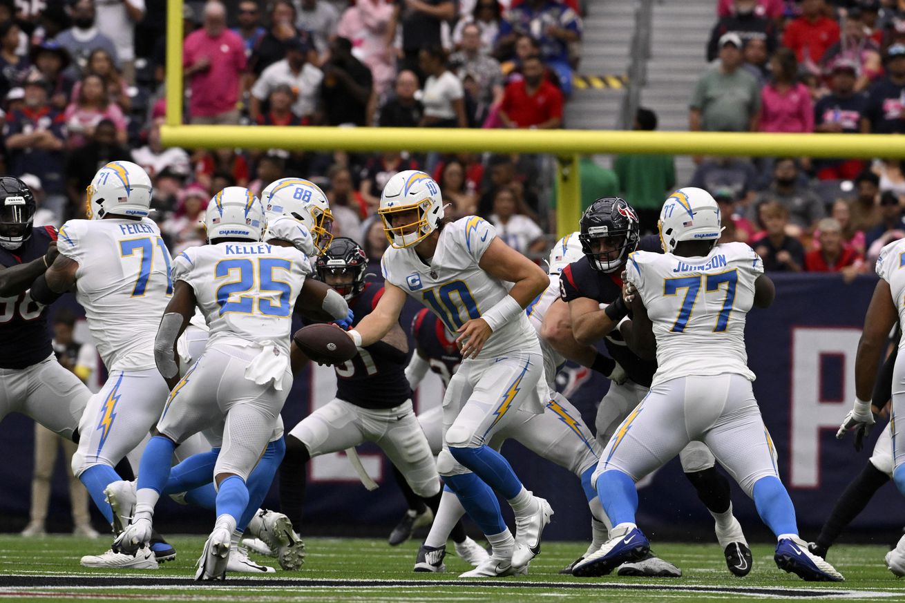 Houston Texans vs Los Angeles Chargers