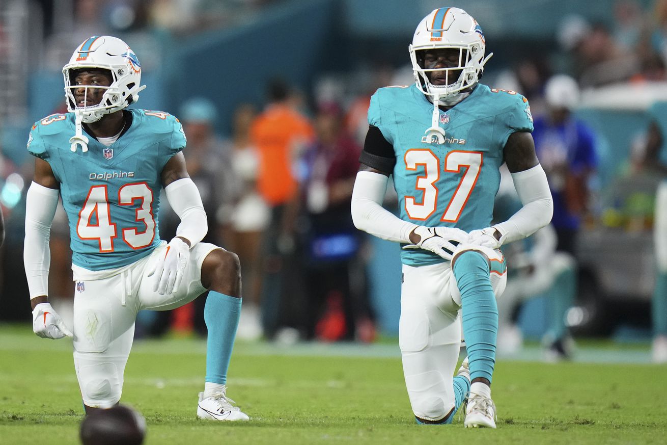 Washington Commanders v Miami Dolphins