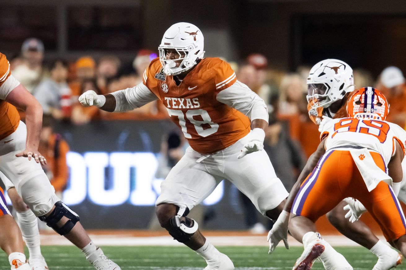 NCAA Football: CFP National Playoff First Round-Clemson at Texas